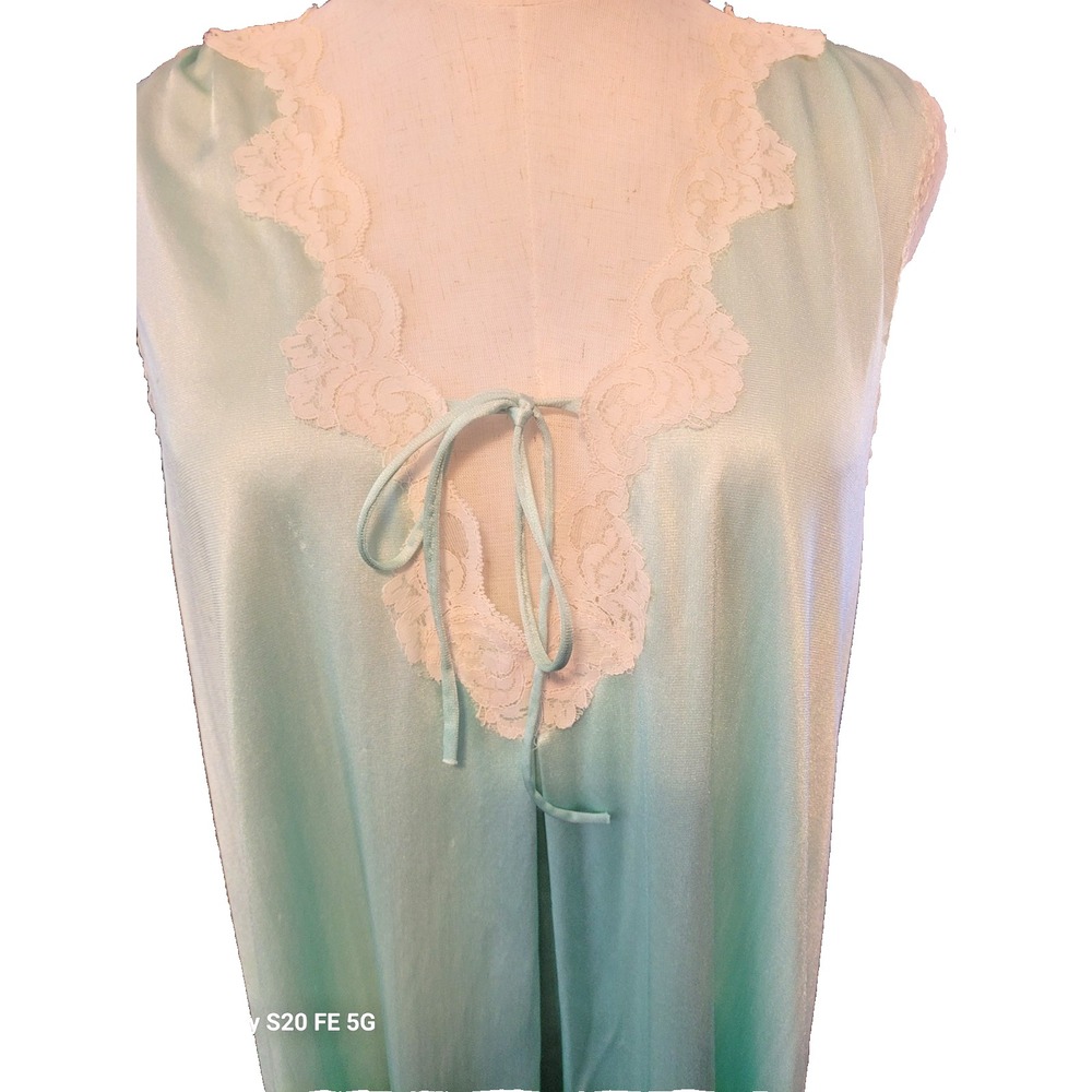 ILGWU Rare Womens VTG Delicate Cottagecore Mint Green Union Made SZ L Nightgown